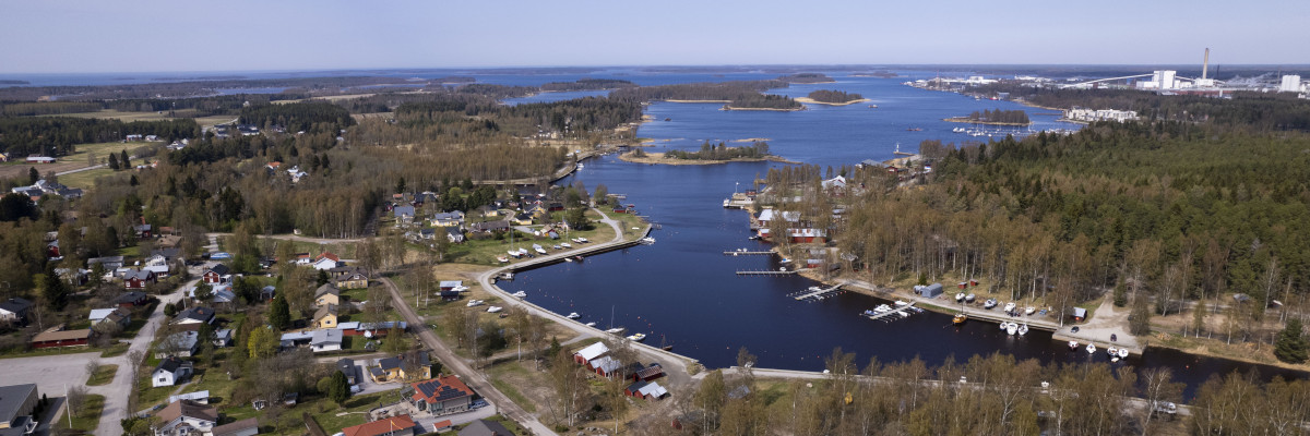 Flygbild från Jakobstad. Lentokuva Pietarsaaresta.